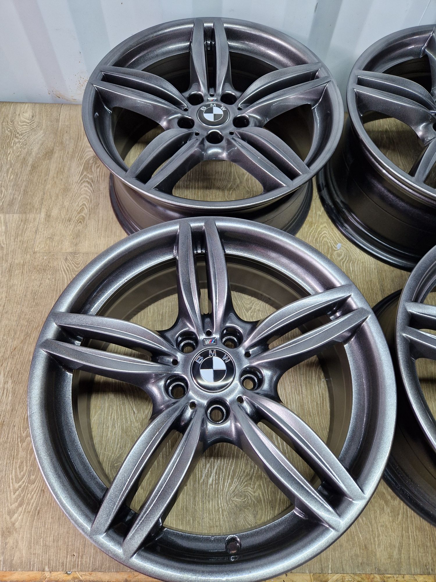Felgi 19 Bmw styling 351 f10 f11 f07 5x120 8.5j et33 os 72.6