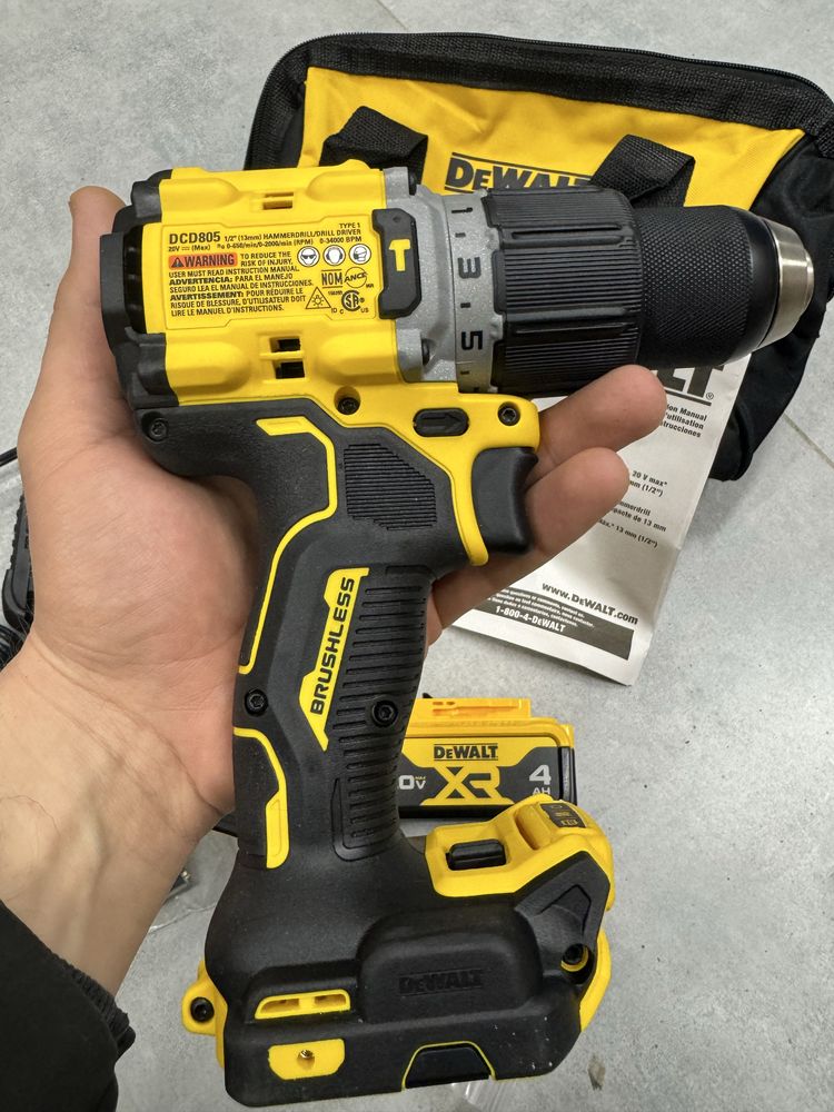 Аккумуляторный бесщеточный шуруповерт DEWALT DCD805B 20v. Mexica USA
