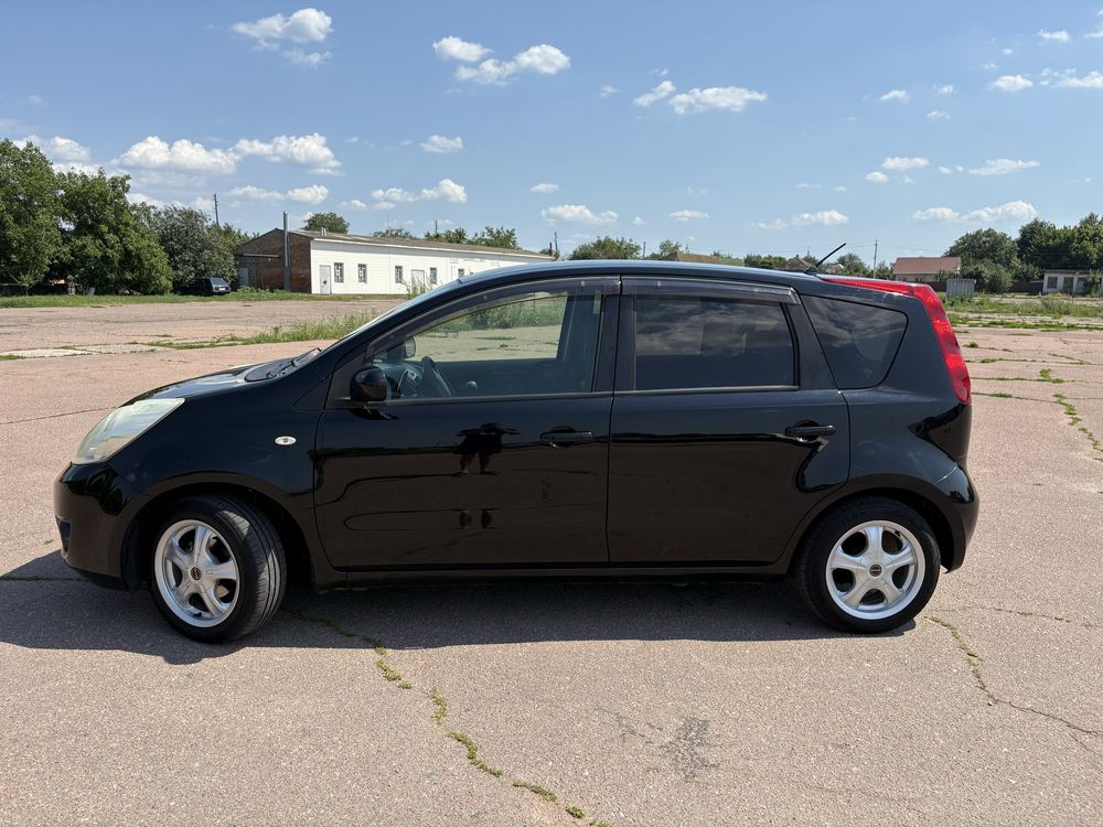Nissan Note 2011