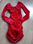 Czerwona sexy sukienka welurowa S 36 z efektem push up, varlesca 

Zap