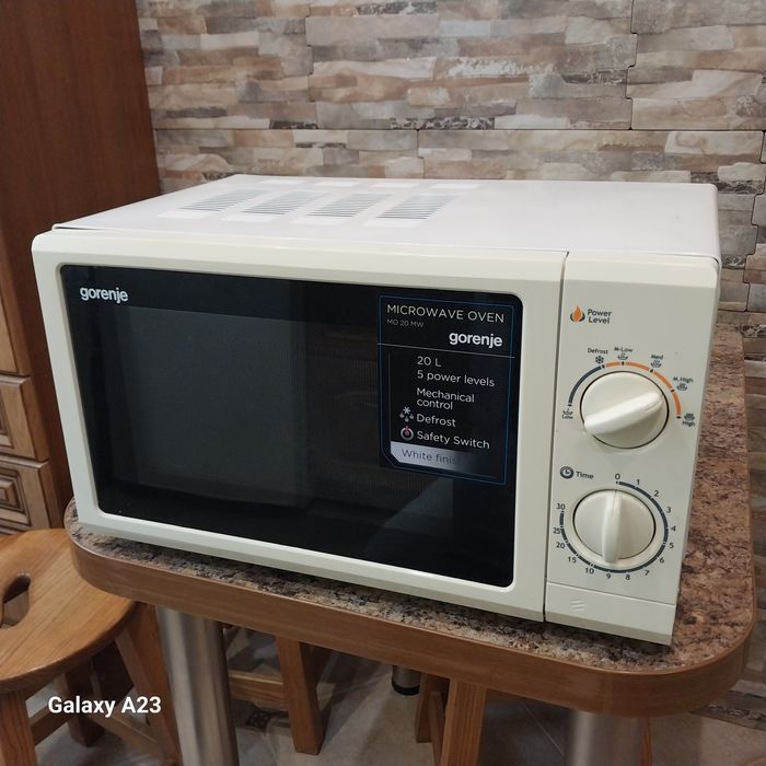 микроволновка без гриля (робоча)