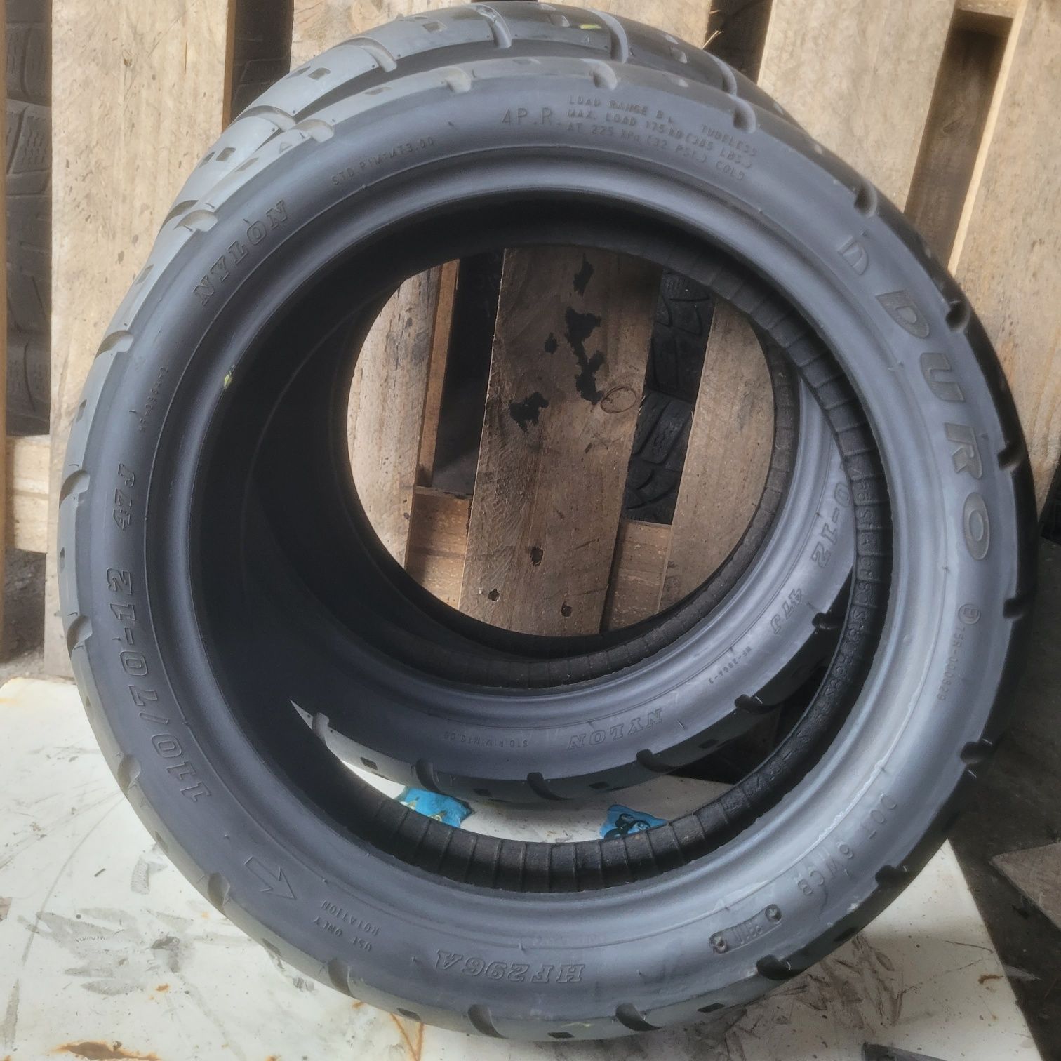 Duro hf296a 110/70r12