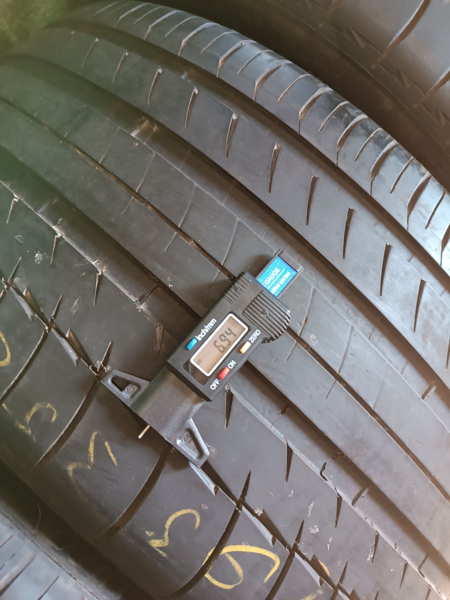 Шини Як нові літо Michelin 295/35/21 6,8mm 2015р. 4шт