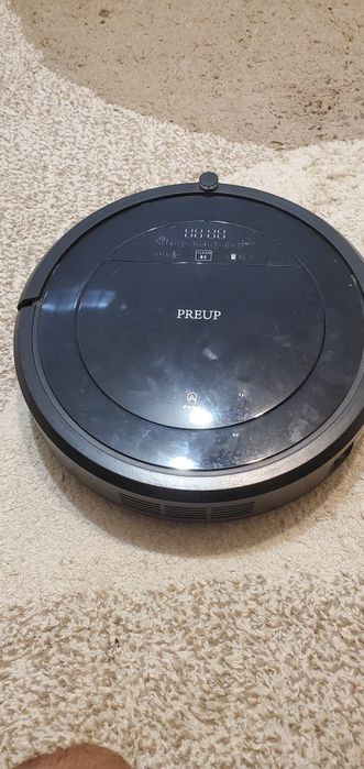 Продам робот-пилосос
