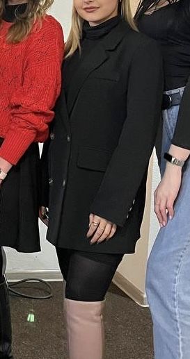 Продаю  Одяг б/у !