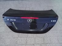 Klapa bagażnika mercedes clk A209 w209 coupe
