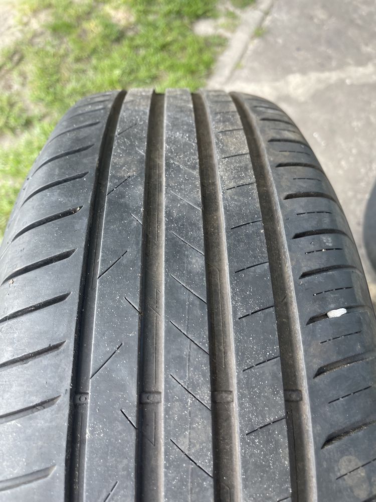 Диски колеса з зборі з Mazda. 225/65/R17 VREDESTEIN