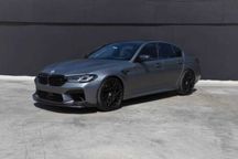 2023    BMW   M5