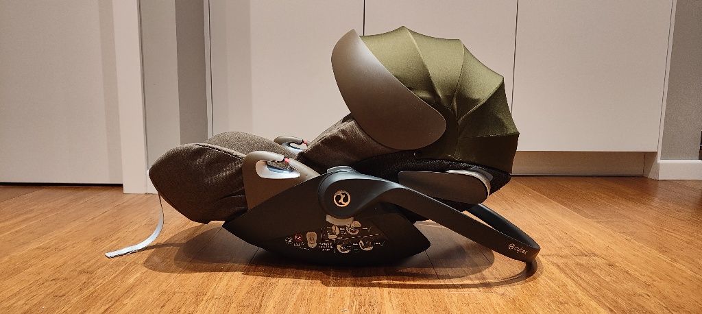 Cybex Platinum Cloud Z+ Khaki Green