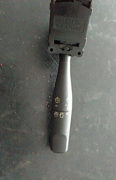 Manípulo do limpa vidros PEUGEOT 106 II (1A_, 1C_)