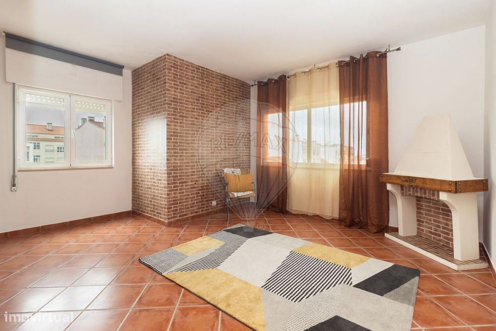 Apartamento T4 para venda
