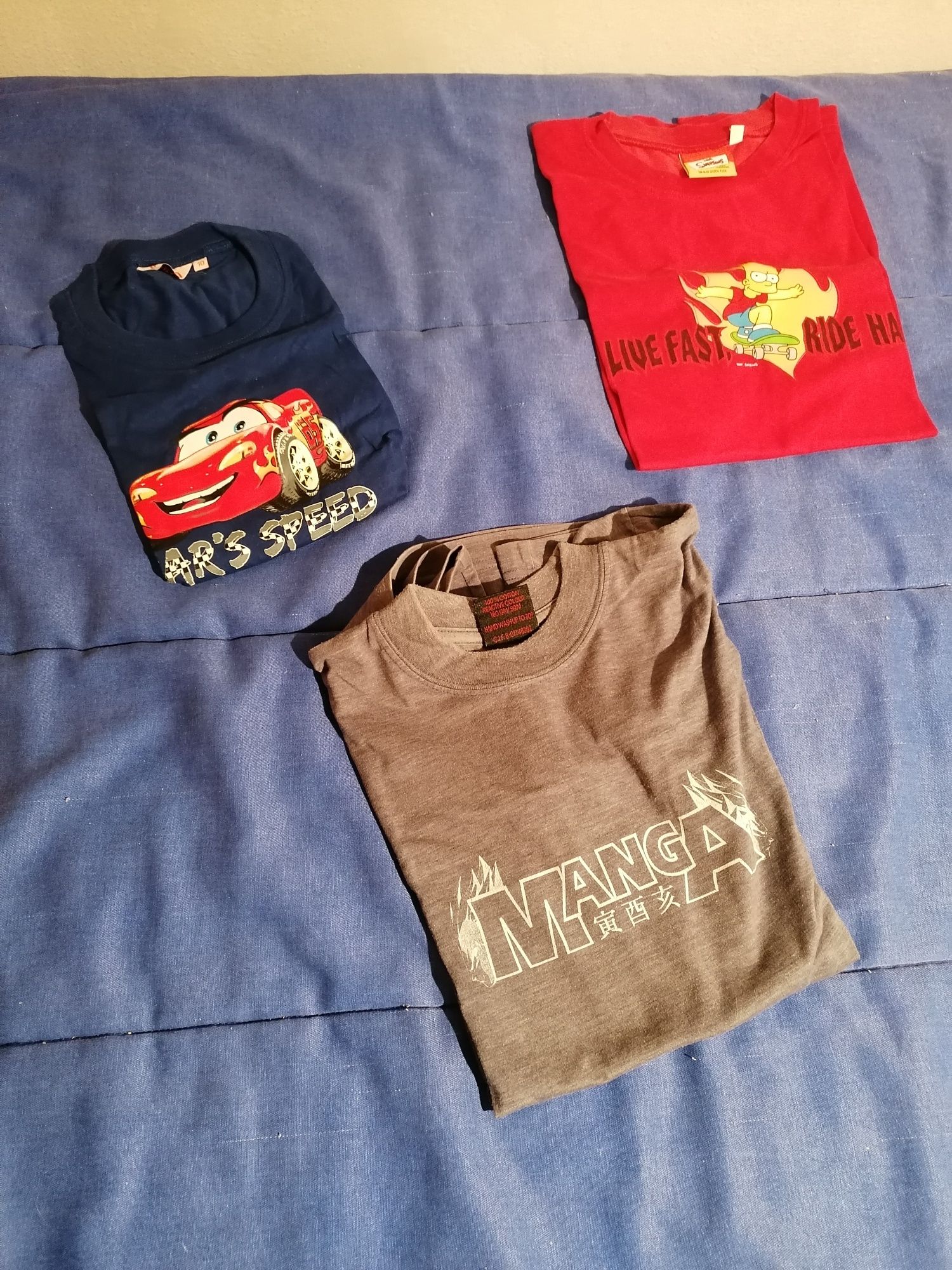 Conjunto de 3 t-shirts