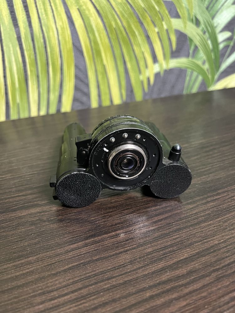 Angenieux 8-64mm 1.9 8x8 B Zoom Lens - C Mount