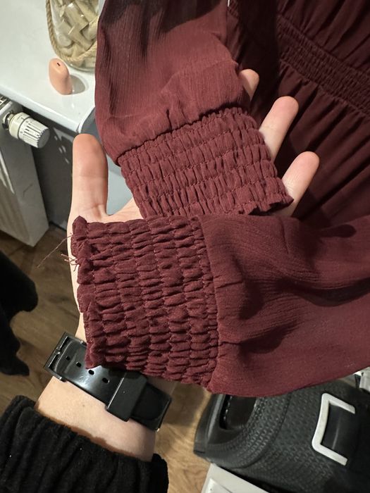 Elegancka sukienka midi bordowa długi rękaw Esmara