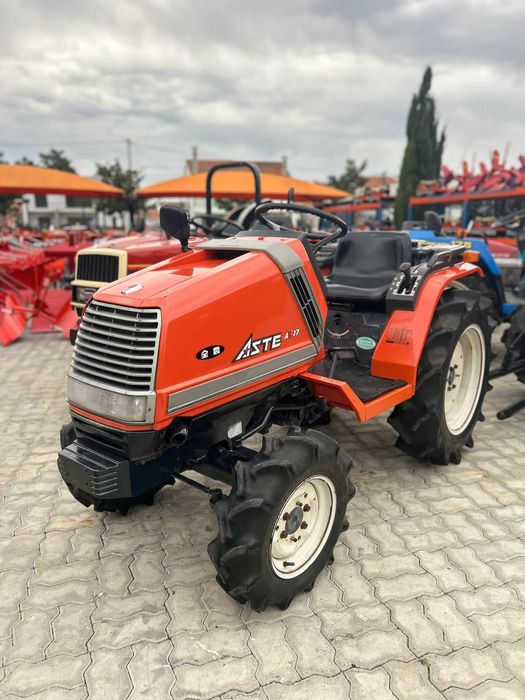 KUBOTA ASTE A17 imaculado
