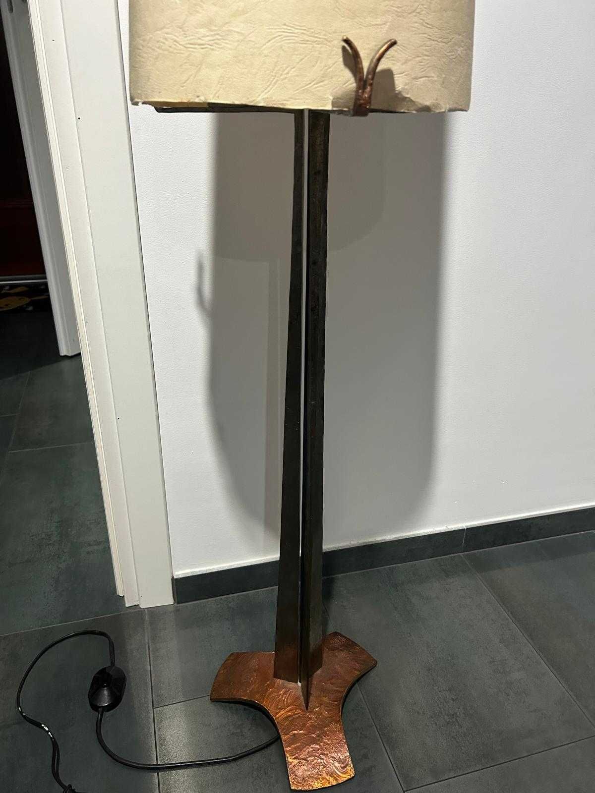 Lampa brutalistyczna industrial metalopalstyka vintage lata 60te 70te