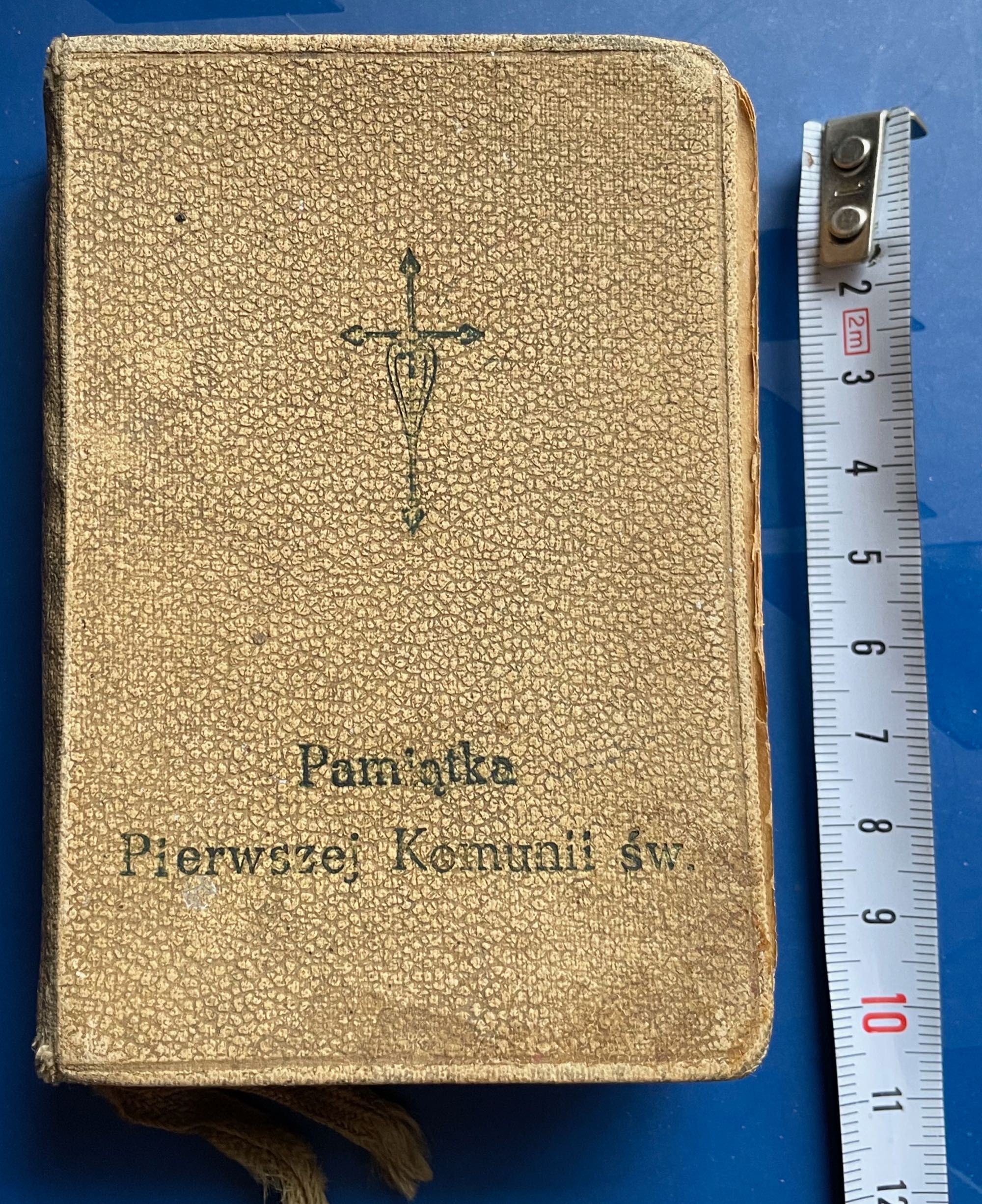 Книга Pamiątka Pierwszej Komunii sw. , 1957 року