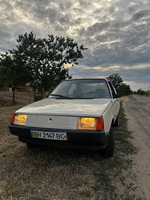 ПРОДАМ Таврия 1.1 бензин.               Торг уместен