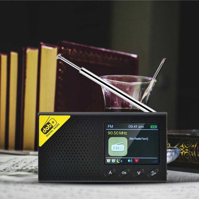 Cyfrowe radio Przenośne Bezprzewodowe DAB i FM Bluetooth Ekran