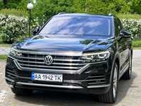 Volkswagen Touareg 2018 Офіційний Не фарбований