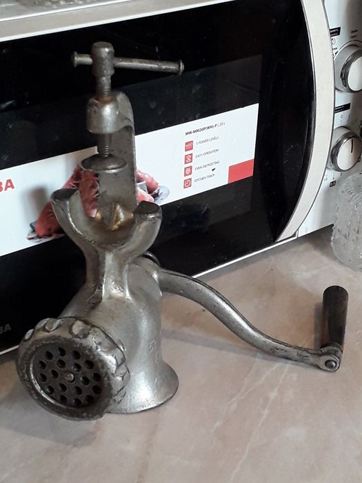 Мясорубка ручна та Сушарка для посуду