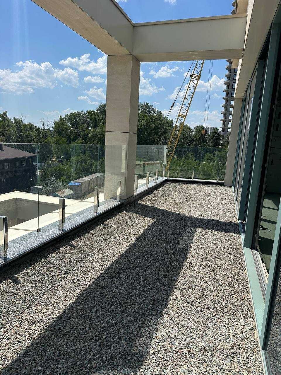 Продам 3 кв-ру ЖК Bartolomeo Амфітеатр Після будівельників 2 тераси