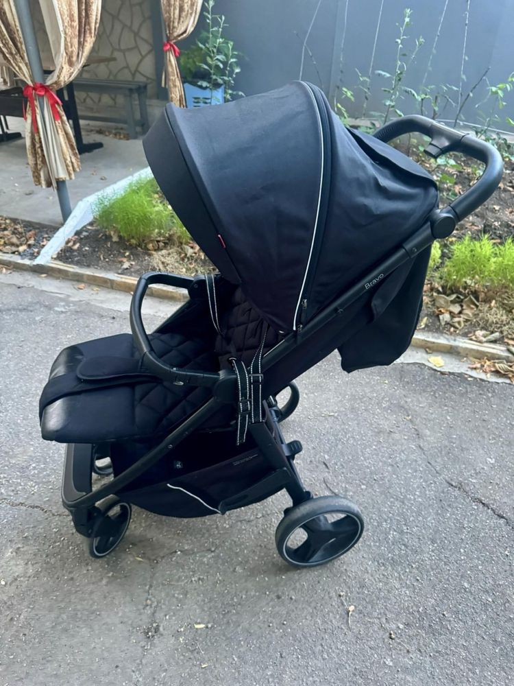 Коляска прогулочная carrello bravo crl-8512 bf