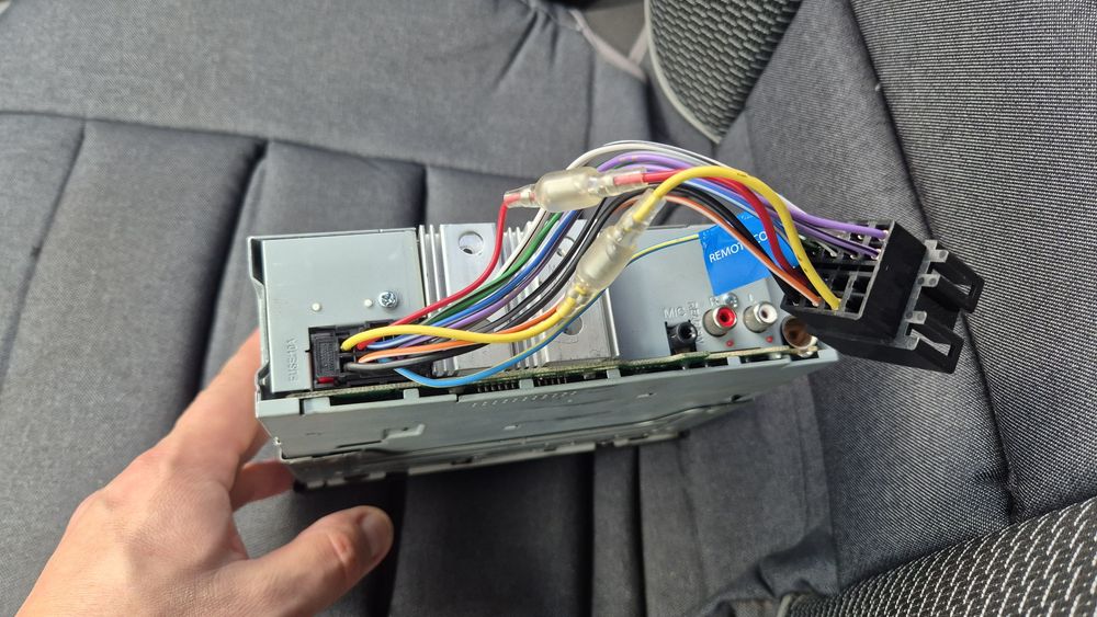 Магнітола JVC з Bluetooth / USB / AUX — відмінний стан!