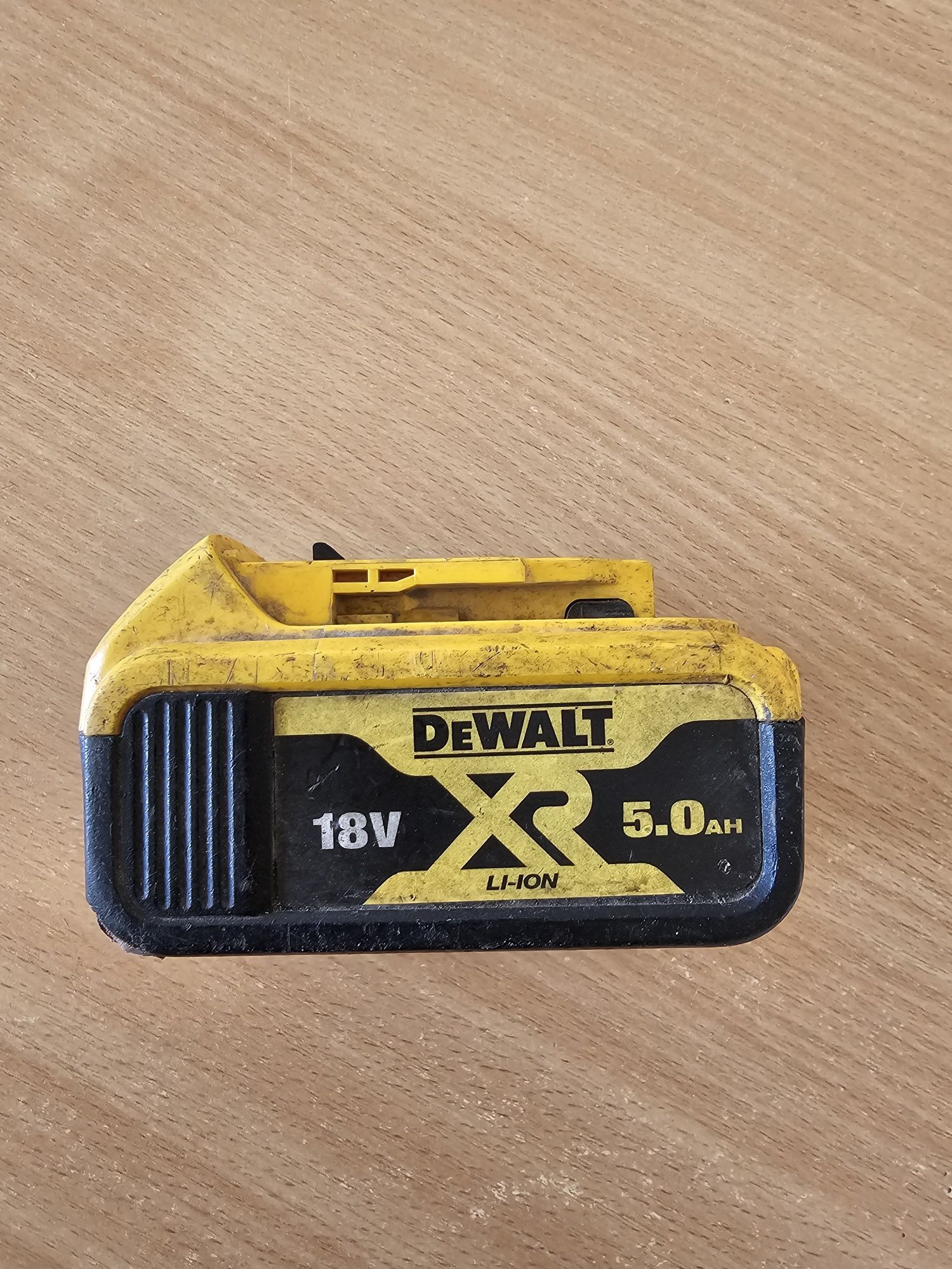 Bateria Dewalt 18V seria XR 5ah