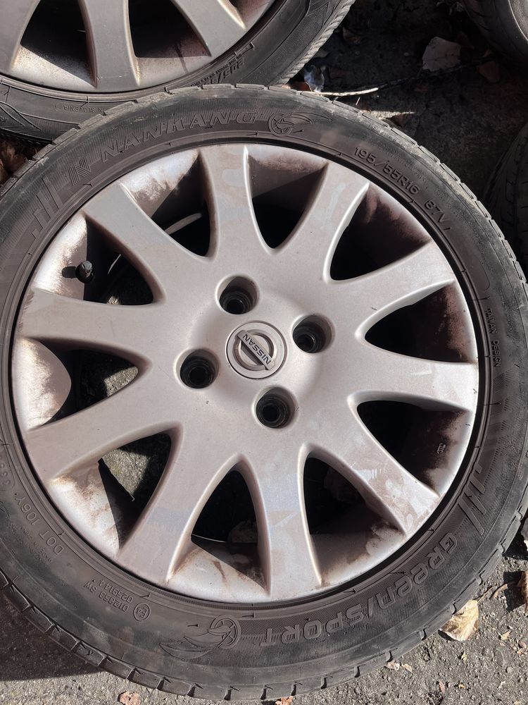 16’ 4 Felgi Nissan Almera n16 + 2 koła bez felgi