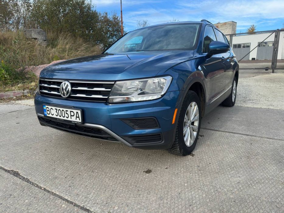 Продаж авто Volkswagen Tiguan 2.0 бензин