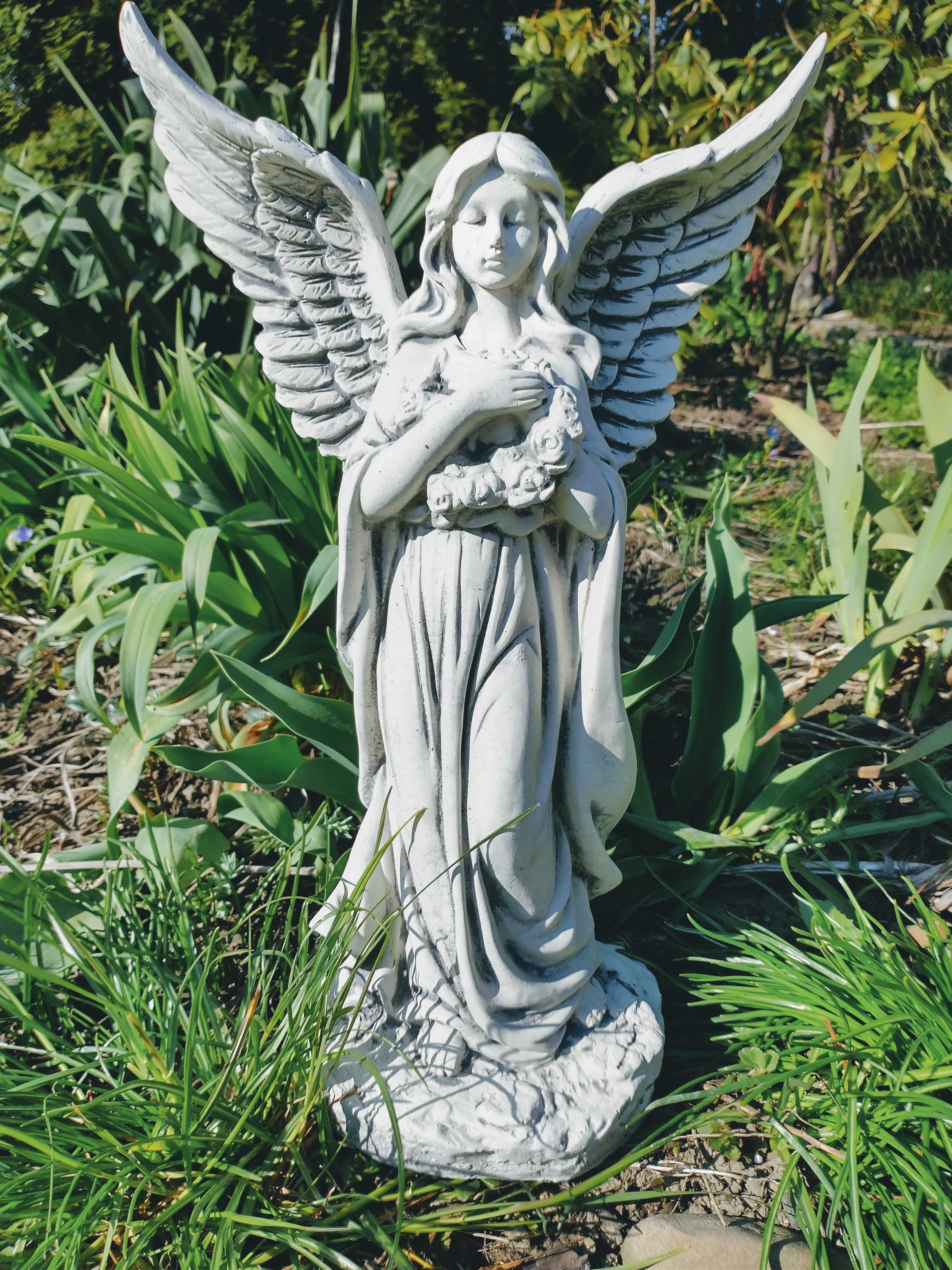 Figura rzeźba betonowa altana dekoracja ogród cmentarz pomnik Anioł