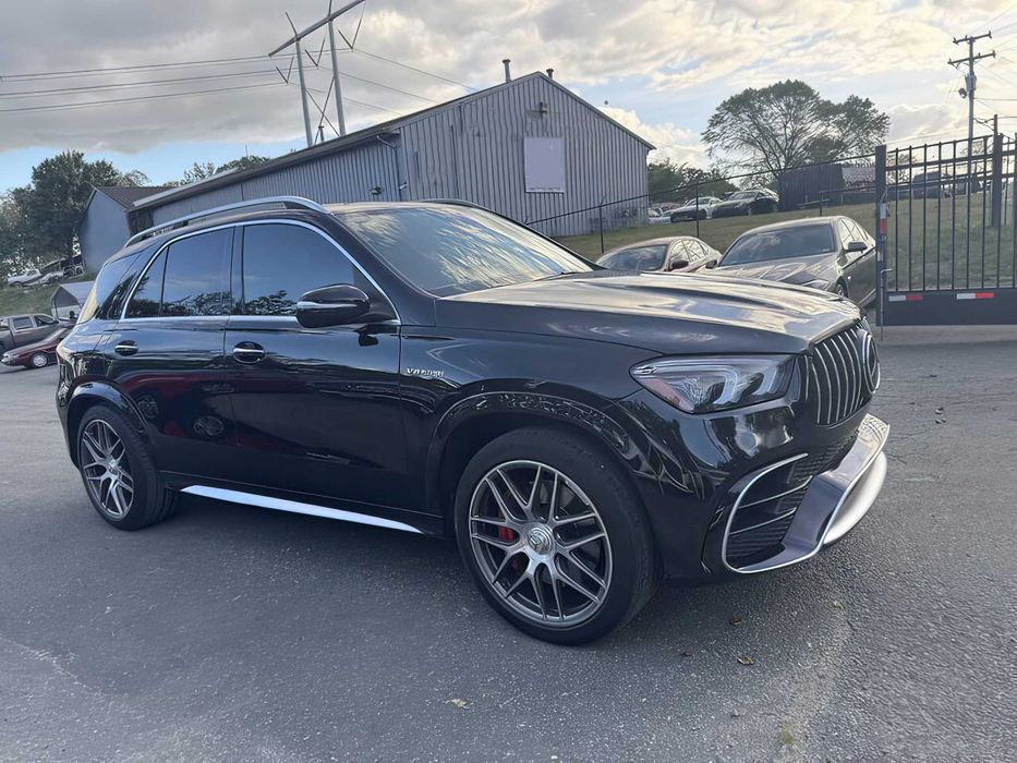 Mercedes-Benz GLE      2021