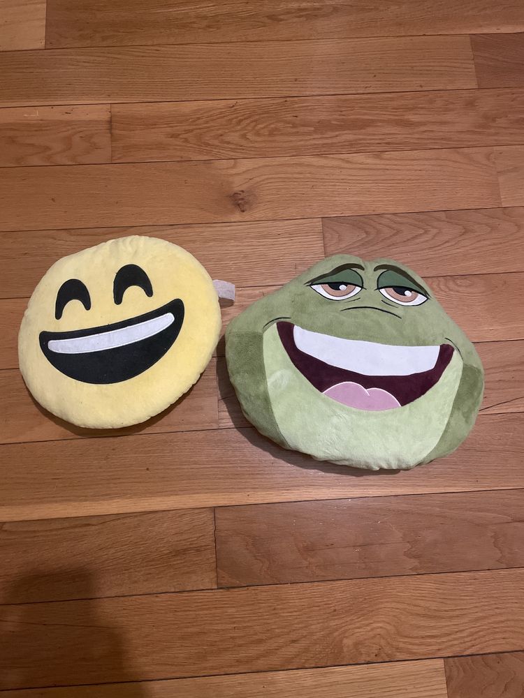 Almofadas smile/princesa e o sapo