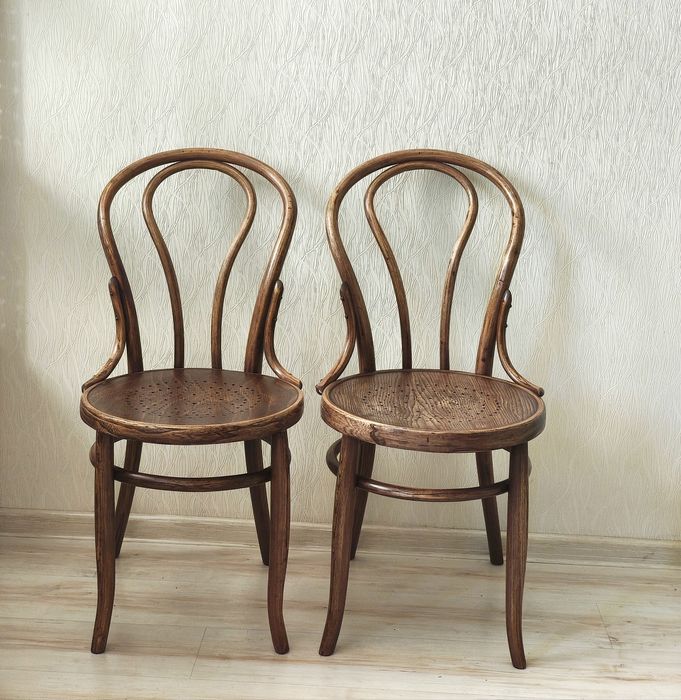 Стулья венские старинные антикварные, крепкие .