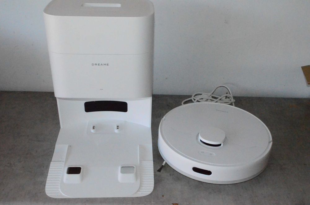 Robot sprzątający mopujący  odkurzacz DREAME D10 Plus Gen2 uszkodzony