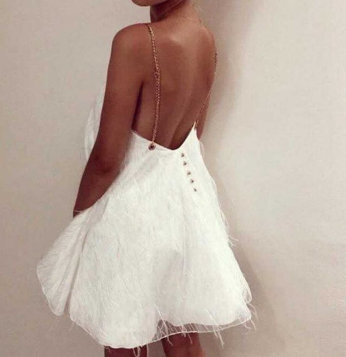 Rezerwacja Sukienka Lou Ismena z piórami