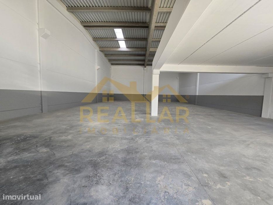 Armazém Novo para Arrendamento em Amorim - Póvoa de Varzim