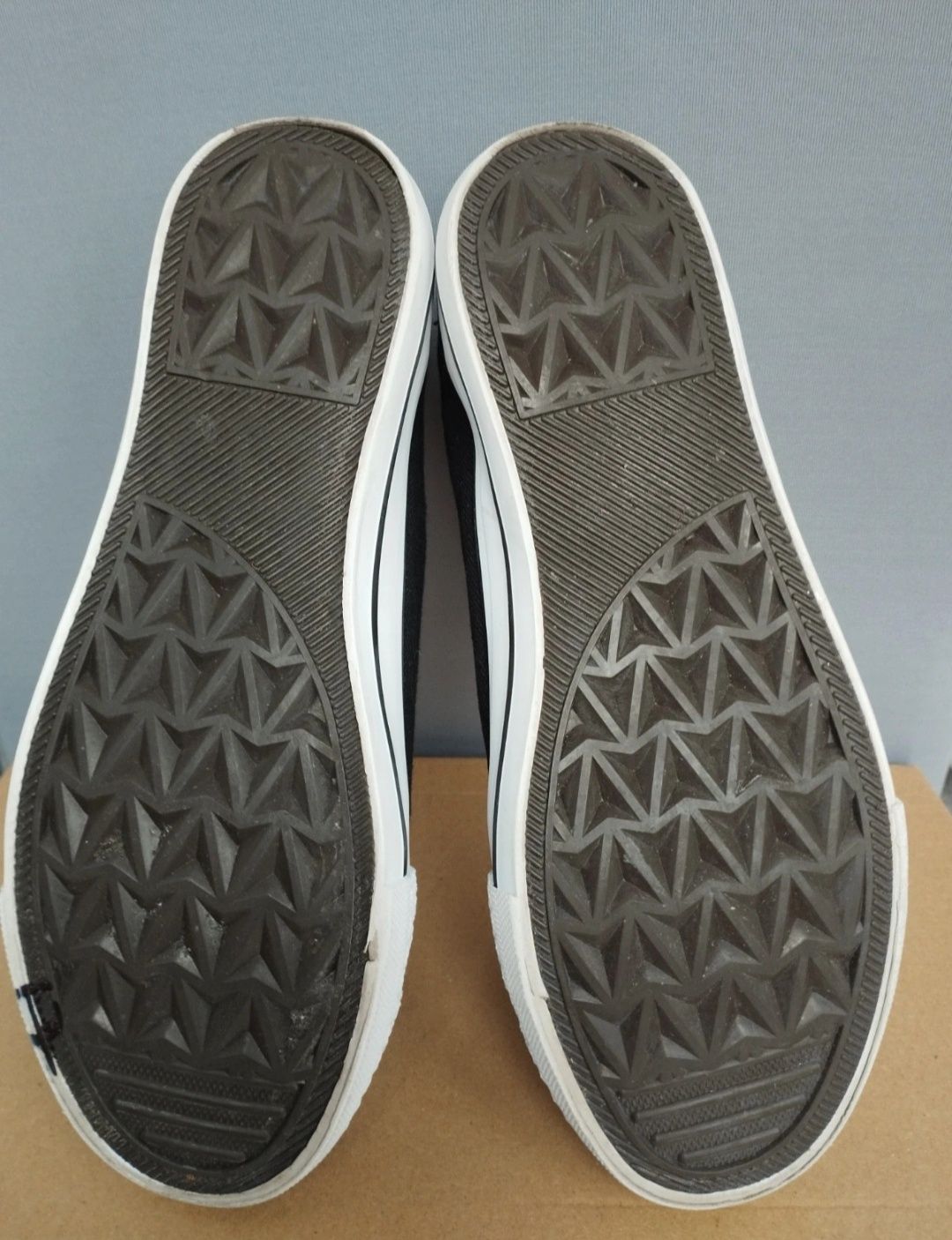 Tenisówki trampki damskie buty sportowe sznurowane r.37