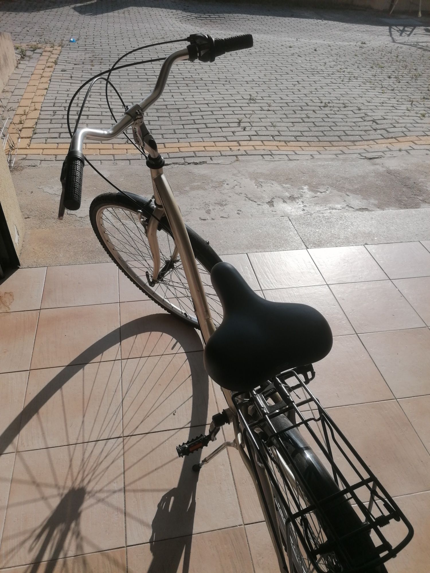 Bicicleta de mulher Agece