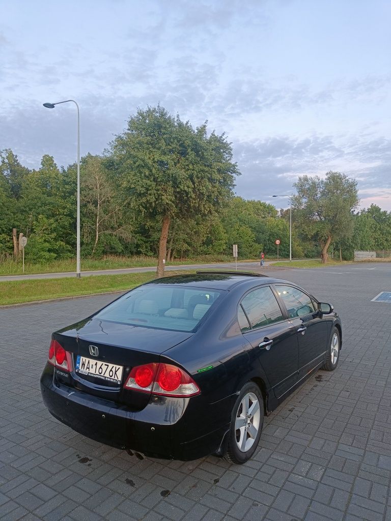 Honda Civic 1.8 B+G automat Executive