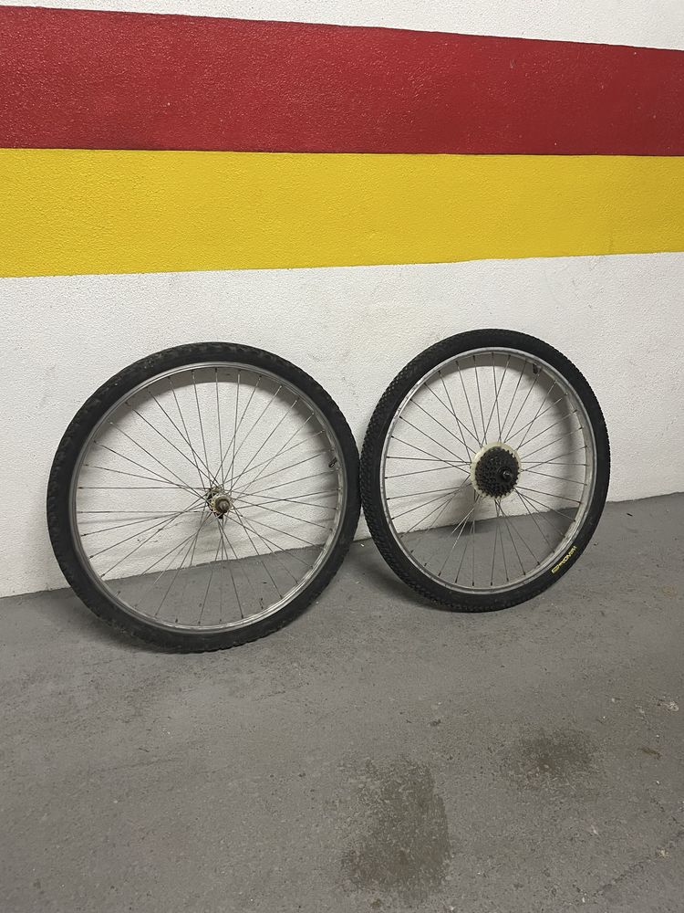 Pneus bicicleta tamanho 26