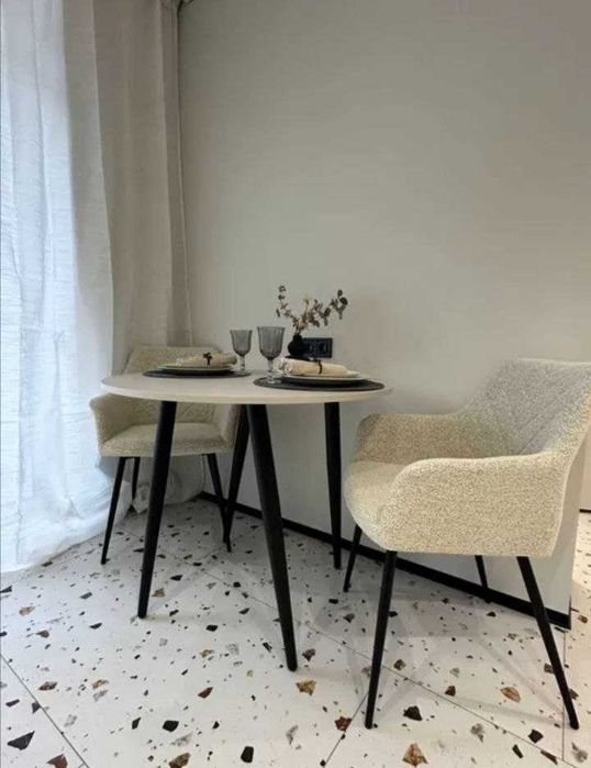 БЕЗ КОМІСІЇ! однокімнатна ВЕЛИКА квартира біля НАБЕРЕЖНОЇ