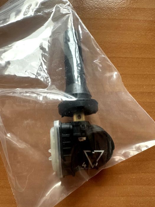 Датчик тиску Ford Ecosport Edge Fiesta Focus Galaxy F2GT-1A180-CB