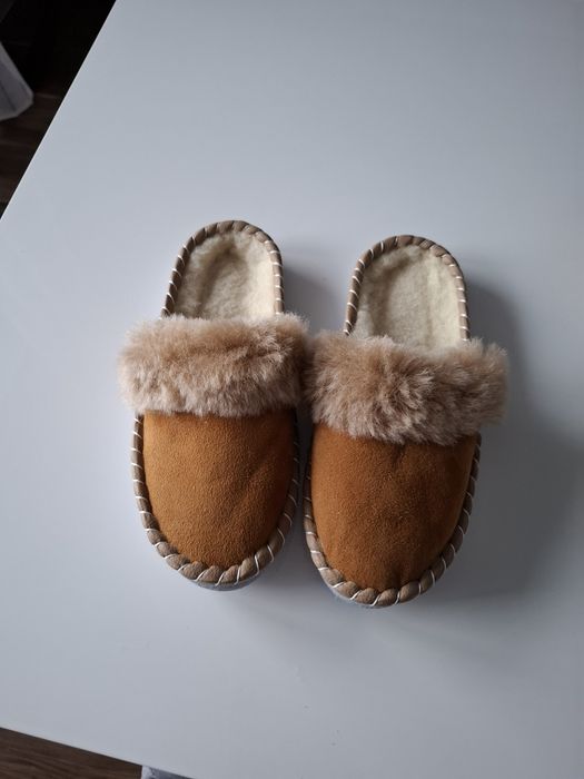 Nowe, cieplutkie, skórzane kapcie góralskie