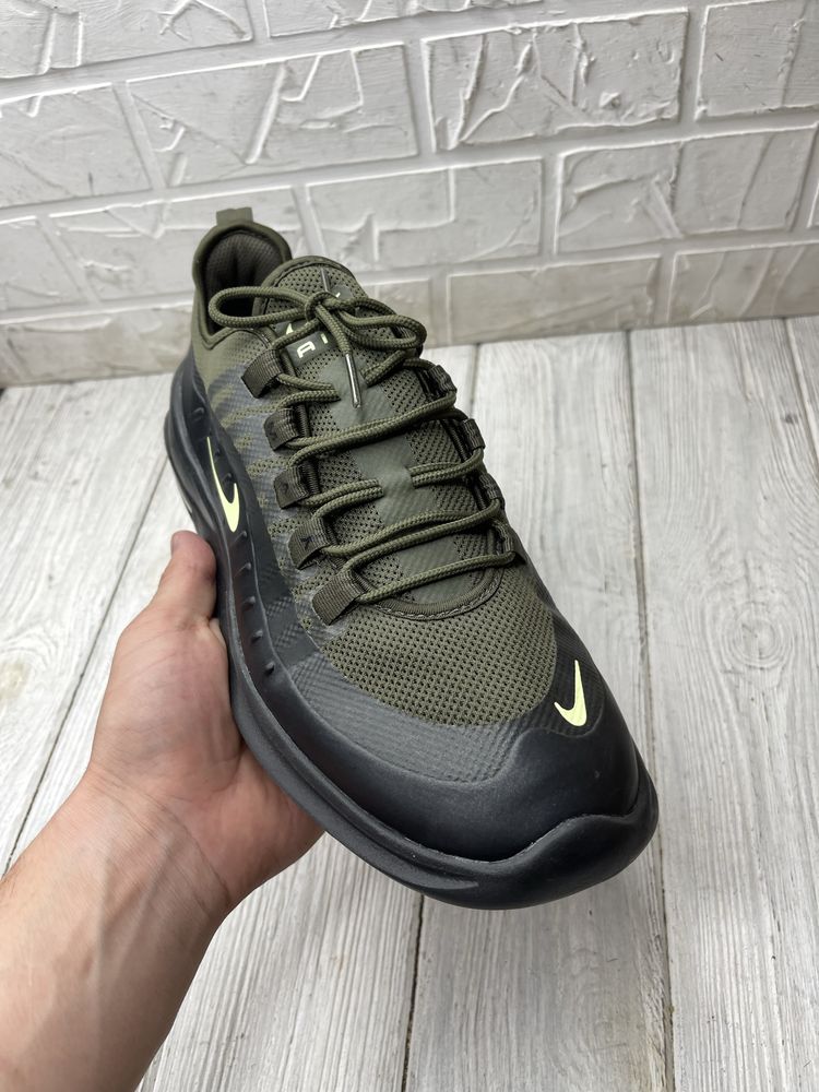 Срочно Продам Крутые хаки кроссовки Nike air max axis оригинал