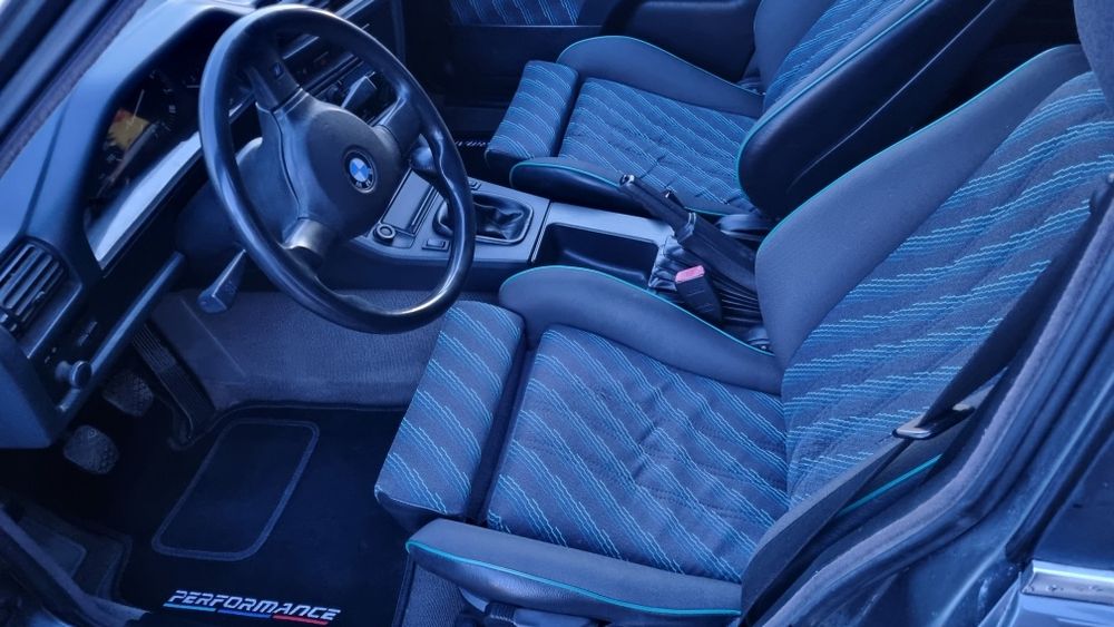 Bmw E30 Śliczna Doinwestowana 1.6 Sporty  Zamiana Na Autolawetę