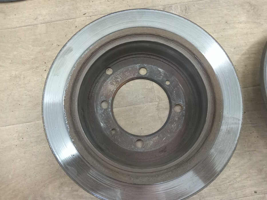 Задние тормозные диски Лансер 9 (4×114,3)