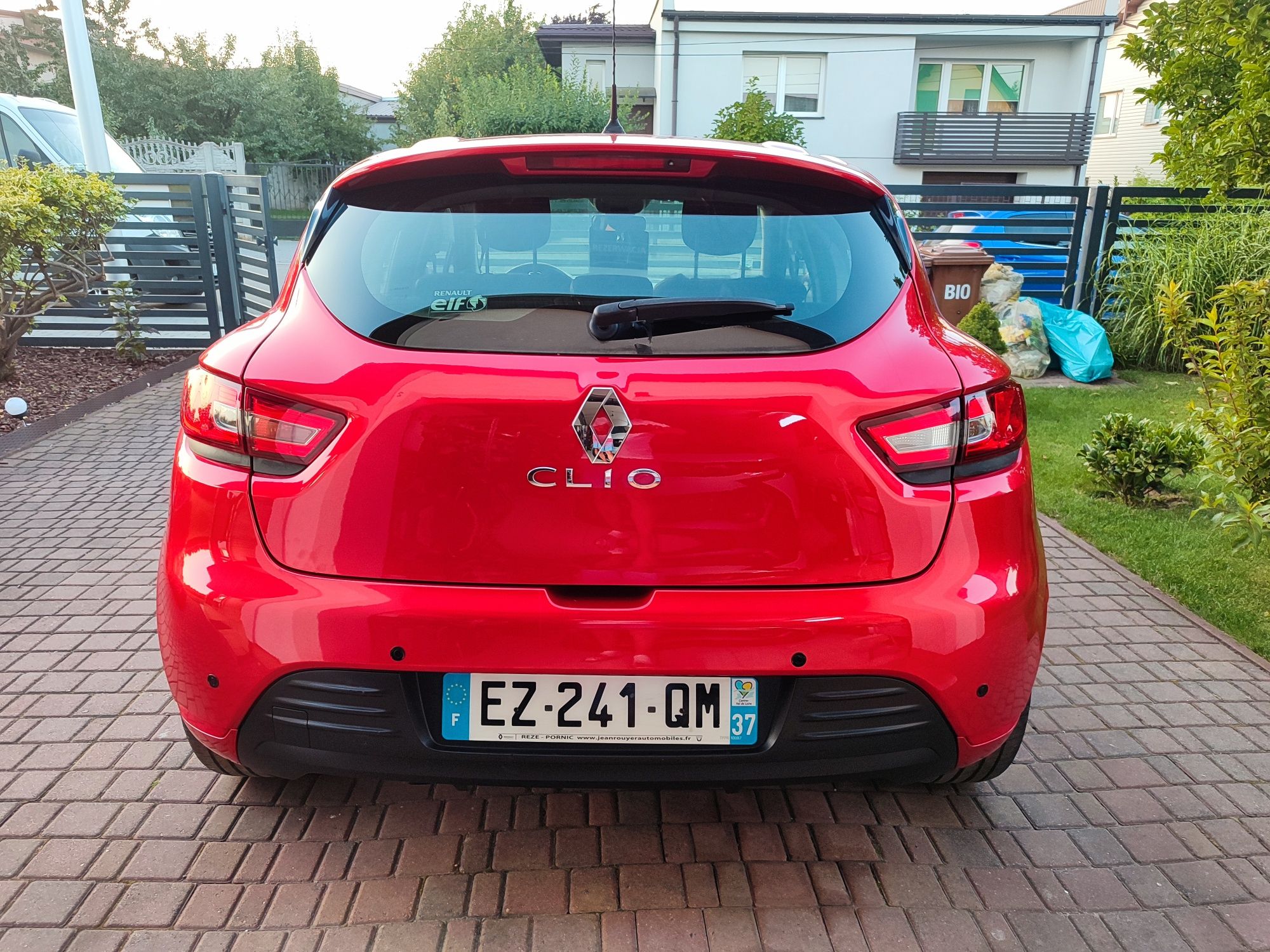 Renault Clio IV  2018r benzyna bogate wyposażenie