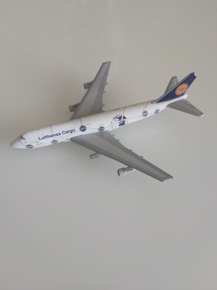 Lufthansa Cargo 1:400